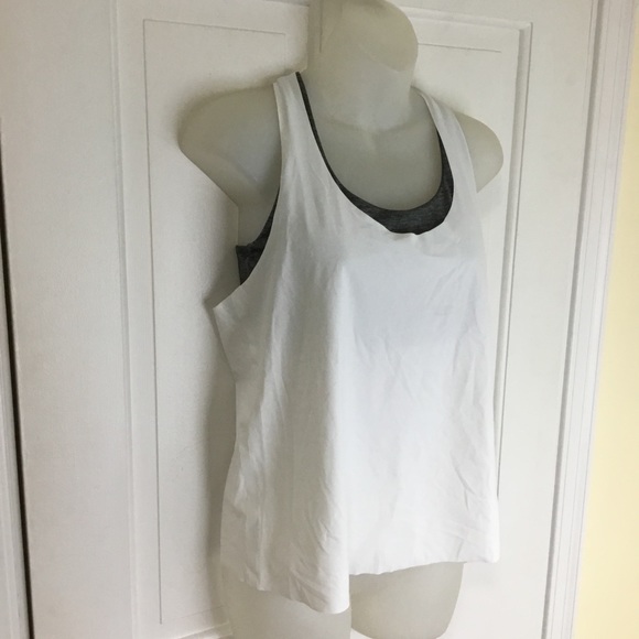 Athleta 2-In-1 Ultimate Support Top New - Picture 4 of 8